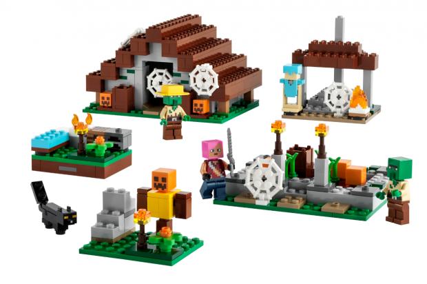 Burnham and Highbridge Weekly News: LEGO® Minecraft® The Abandoned Village. Credit: LEGO