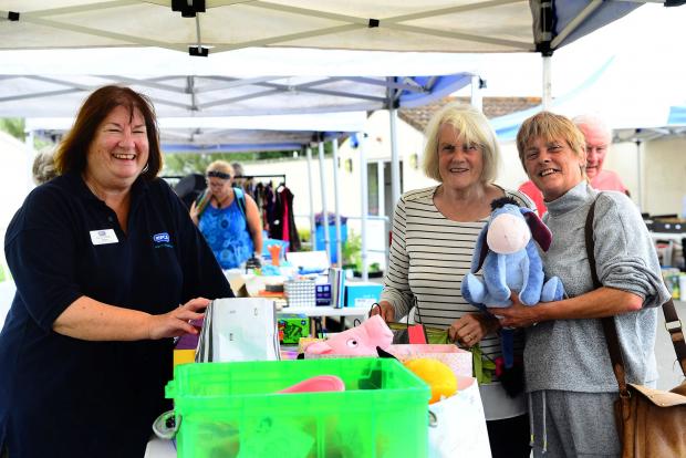 Burnham and Highbridge Weekly News: RSPCA branch fundraiser Dawn Pawlett with Diane Sayer and Lorraine Symons.